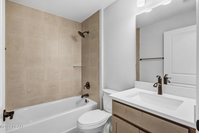 13 Reindeer Lane, Palm Coast, FL 32164