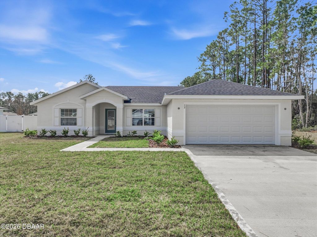 13 Reindeer Lane, Palm Coast, FL 32164