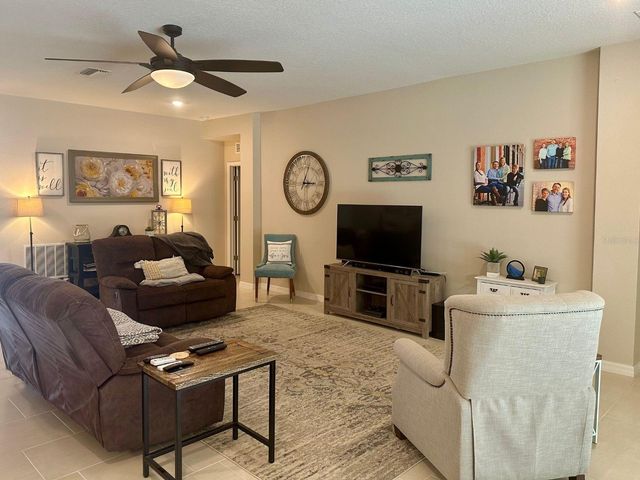 10931 FALLON HAZE CIR, San Antonio, FL 33576