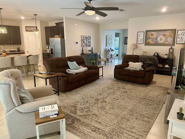 10931 FALLON HAZE CIR, San Antonio, FL 33576