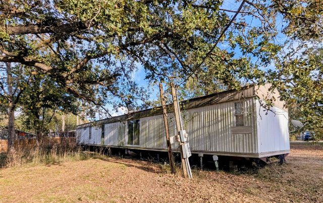 473 E Sherwood Drive, Livingston, TX 77351