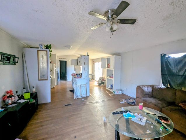 473 E Sherwood Drive, Livingston, TX 77351