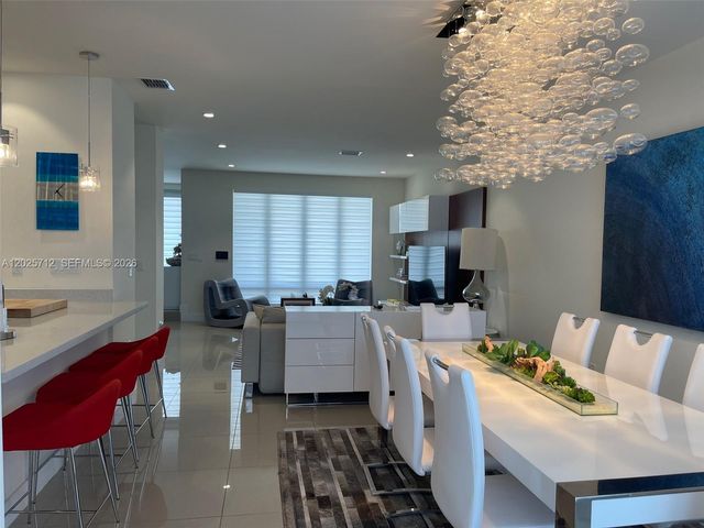 6471 NW 103rd Psge, Doral, FL 33178