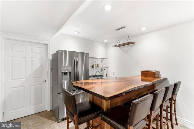 822 WATERWAY RD, Oxford, PA 19363