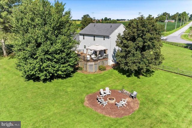 822 WATERWAY RD, Oxford, PA 19363