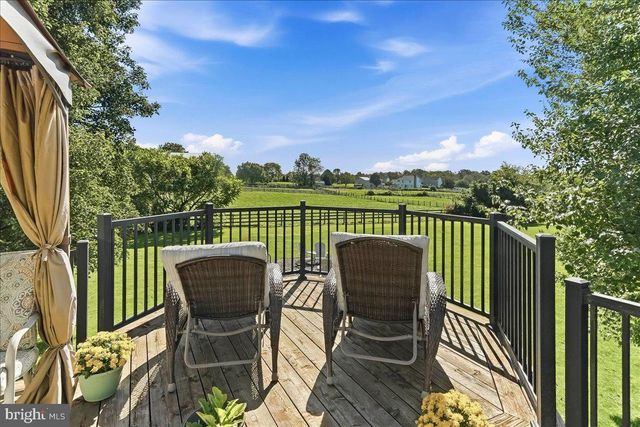 822 WATERWAY RD, Oxford, PA 19363