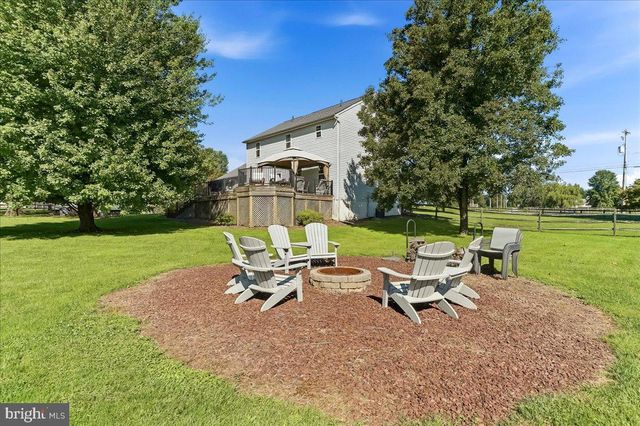 822 WATERWAY RD, Oxford, PA 19363