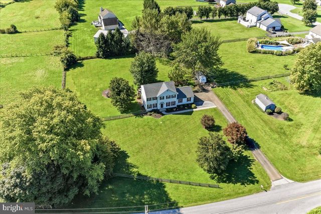 822 WATERWAY RD, Oxford, PA 19363