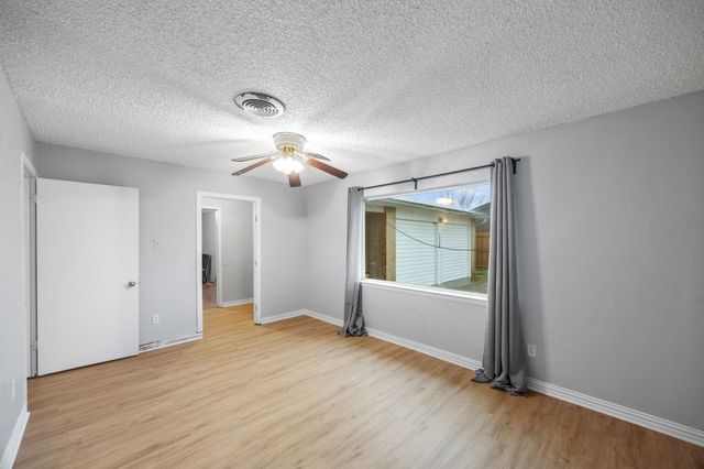 2438 Lasalle Drive, Irving, TX 75062