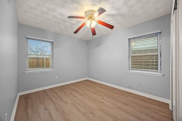 2438 Lasalle Drive, Irving, TX 75062