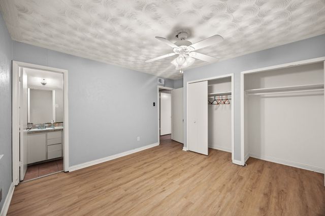 2438 Lasalle Drive, Irving, TX 75062