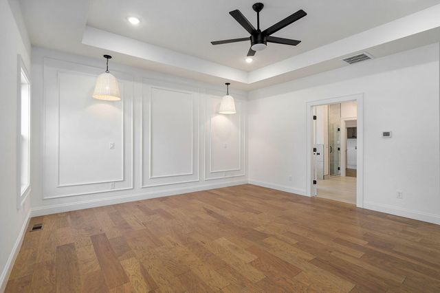 2199 N Silver Charm Avenue, Springfield, MO 65802