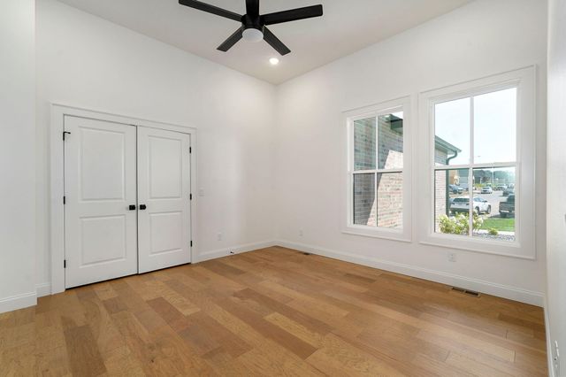 2199 N Silver Charm Avenue, Springfield, MO 65802