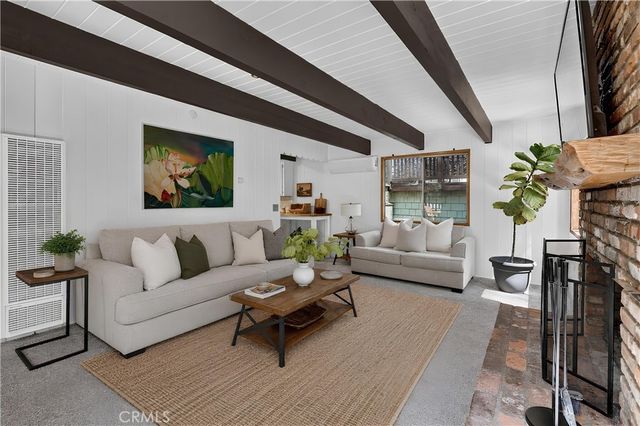 335 Oak, Lake Arrowhead, CA 92352