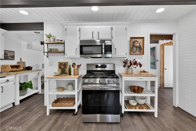 335 Oak, Lake Arrowhead, CA 92352