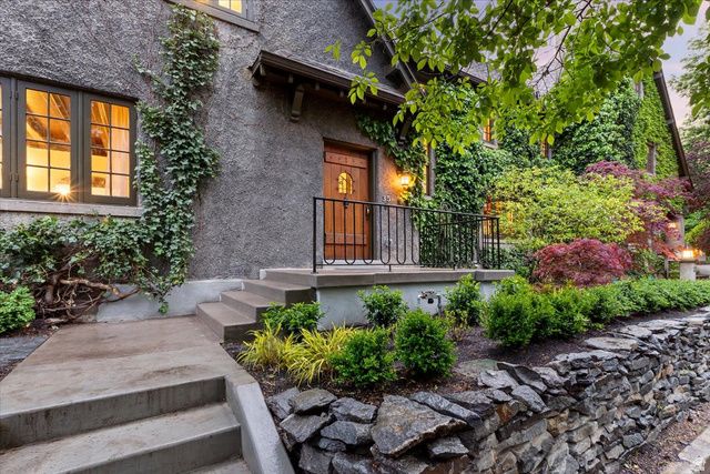 35 S HAXTON PL, Salt Lake City, UT 84102