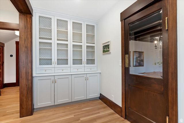 35 S HAXTON PL, Salt Lake City, UT 84102