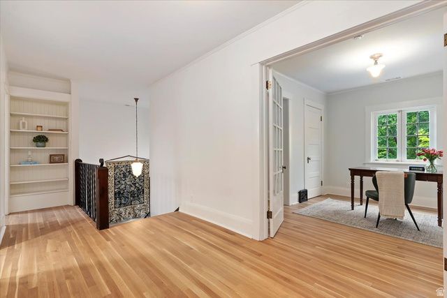 35 S HAXTON PL, Salt Lake City, UT 84102