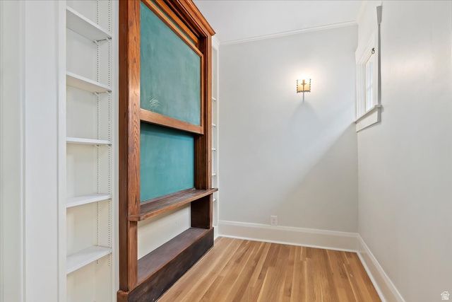 35 S HAXTON PL, Salt Lake City, UT 84102