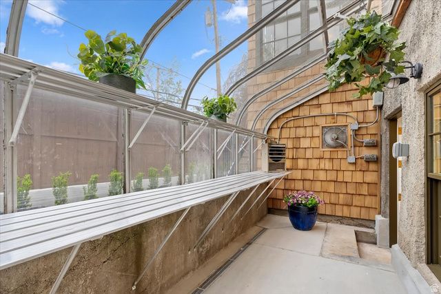 35 S HAXTON PL, Salt Lake City, UT 84102