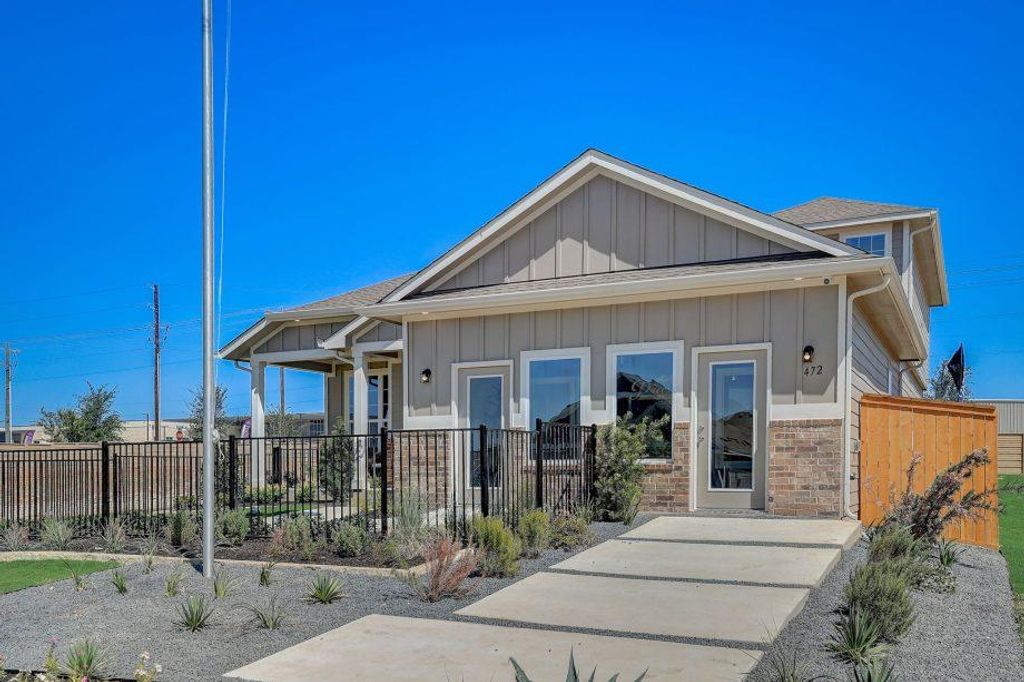 472 Josey Wales DR, Jarrell, TX 76537