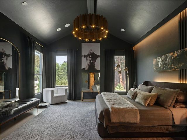 2729 W Country Club Drive, Oklahoma City, OK 73116