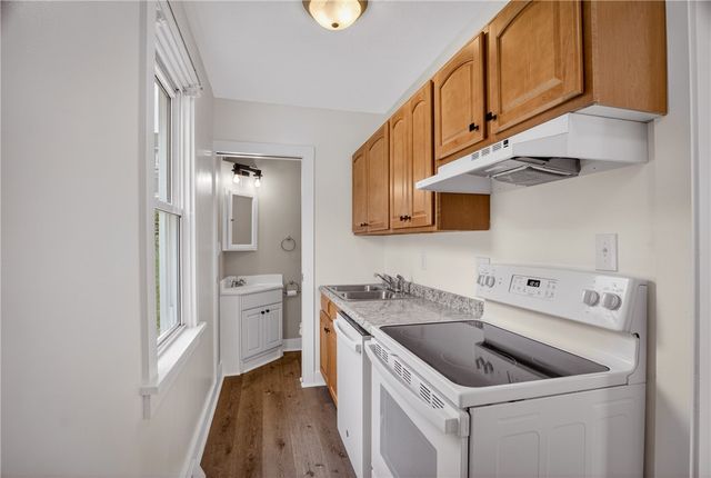 10 Brady Ave, City Of Washington, PA 15301