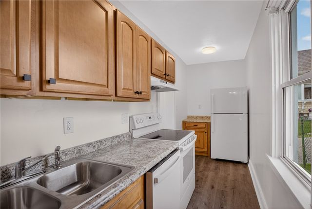10 Brady Ave, City Of Washington, PA 15301