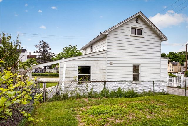 10 Brady Ave, City Of Washington, PA 15301
