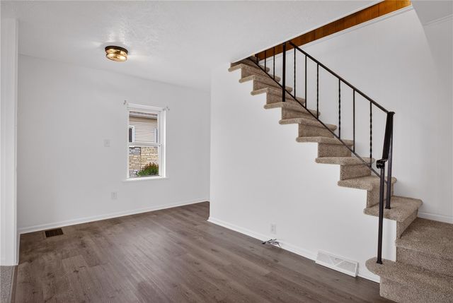 10 Brady Ave, City Of Washington, PA 15301