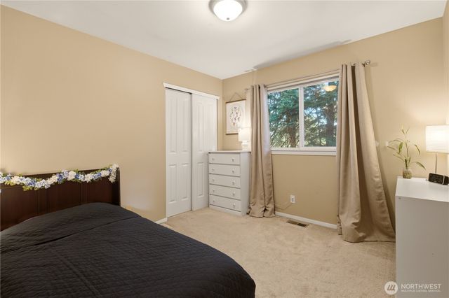 1006 167th Street SW, Lynnwood, WA 98037
