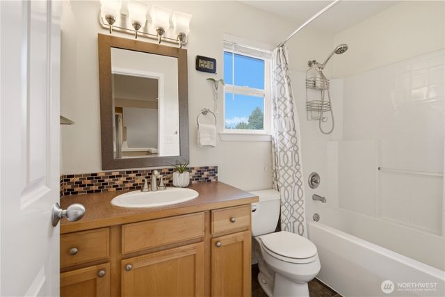 1006 167th Street SW, Lynnwood, WA 98037