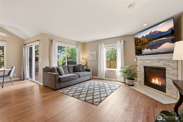 1006 167th Street SW, Lynnwood, WA 98037