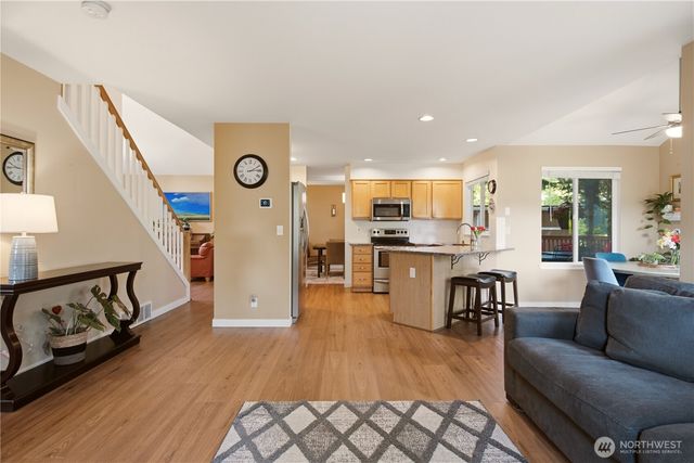 1006 167th Street SW, Lynnwood, WA 98037
