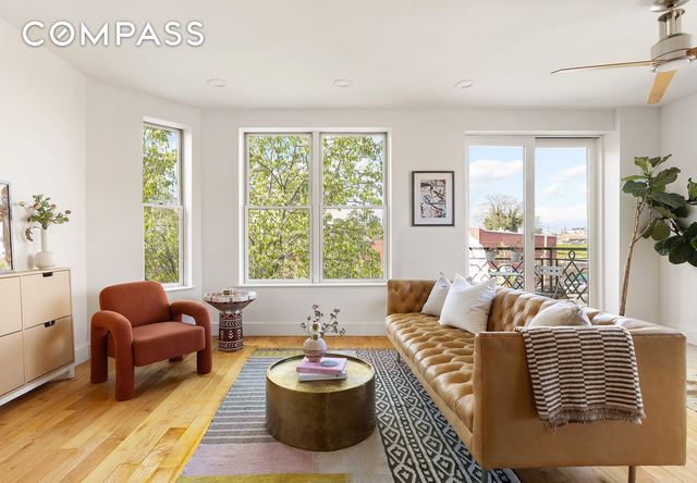 258 Richardson St Apt 3L, New York City, NY 11222