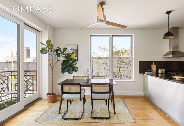 258 Richardson St Apt 3L, New York City, NY 11222