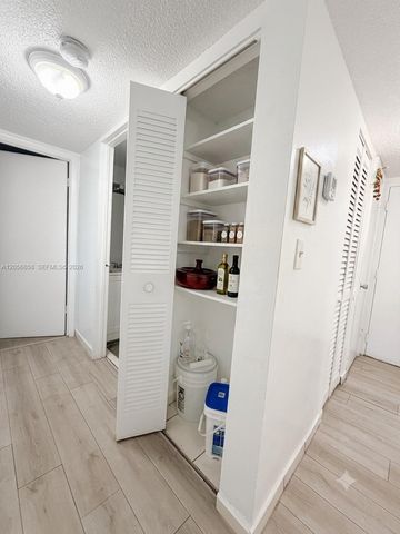 5775 W 20th Avenue 308, Hialeah, FL 33012