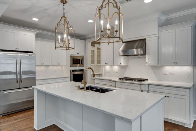 102 Fitzgerald St, Franklin, TN 37064