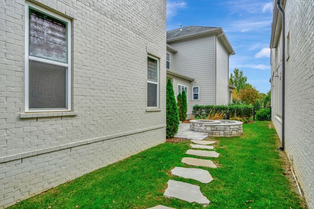 102 Fitzgerald St, Franklin, TN 37064