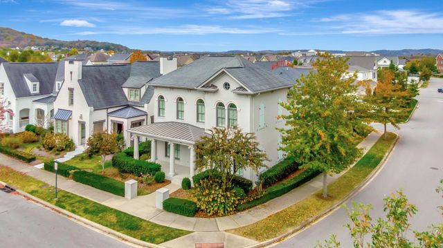 102 Fitzgerald St, Franklin, TN 37064