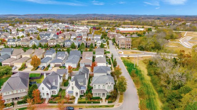 102 Fitzgerald St, Franklin, TN 37064