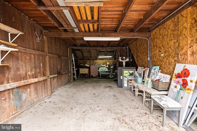 431 S KING ST, Leesburg, VA 20175