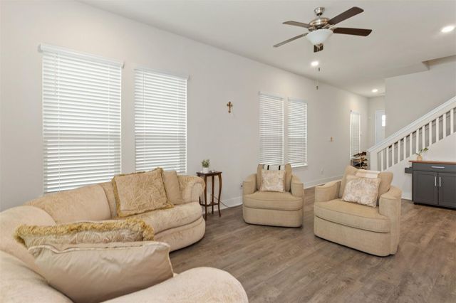 4416 Santorini Lane, Houston, TX 77045