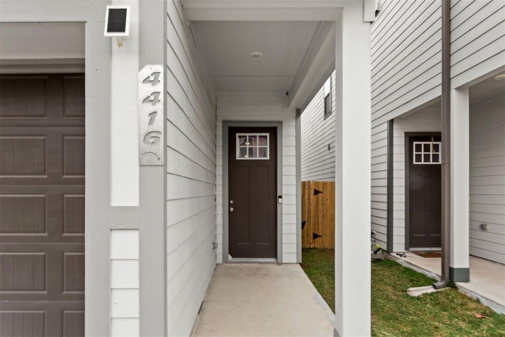 4416 Santorini Lane, Houston, TX 77045