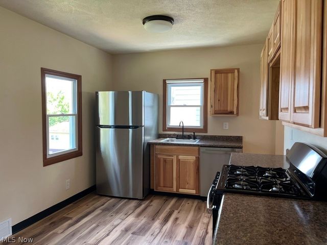 105 Church Street, Weirton, WV 26062