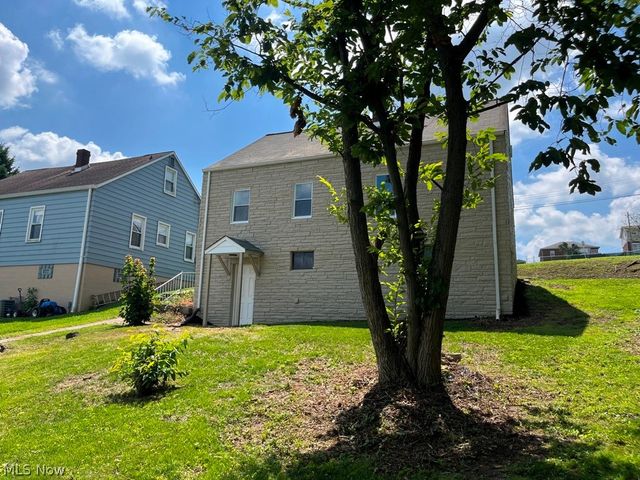 105 Church Street, Weirton, WV 26062