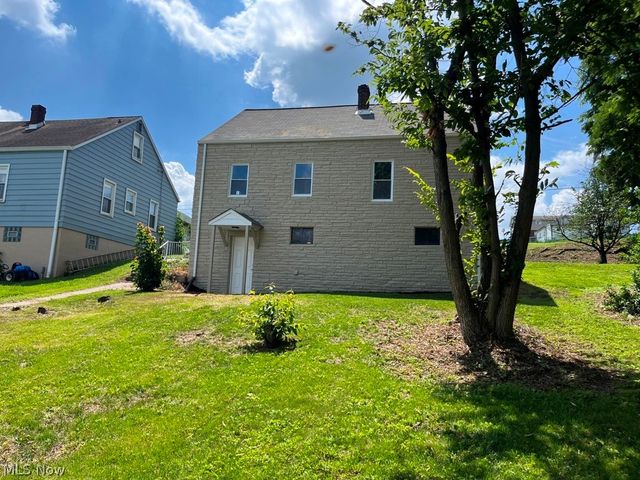 105 Church Street, Weirton, WV 26062