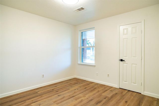 10907 Sharpview Drive, Houston, TX 77072