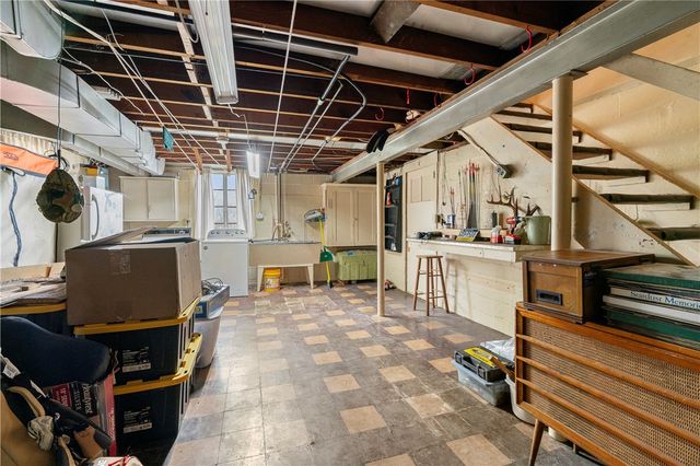 1425 Junior Drive, Baldwin Boro, PA 15227