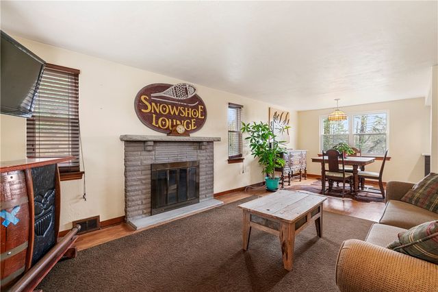 1425 Junior Drive, Baldwin Boro, PA 15227